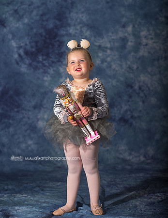 _DSC6849_Moxi_Mazzurco_A-Edit