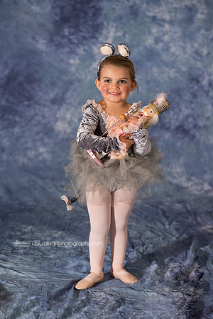 _DSC6895Sernea_Mendenhall_A-Edit